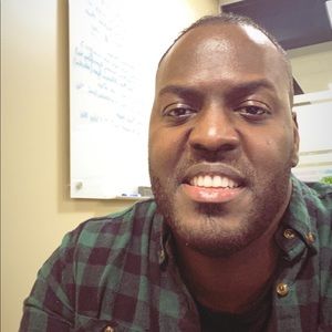 Meet your Posher, Derron